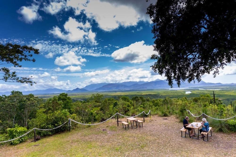 Aparthotel Vista Hinchinbrook Cardwell Zewnętrze zdjęcie